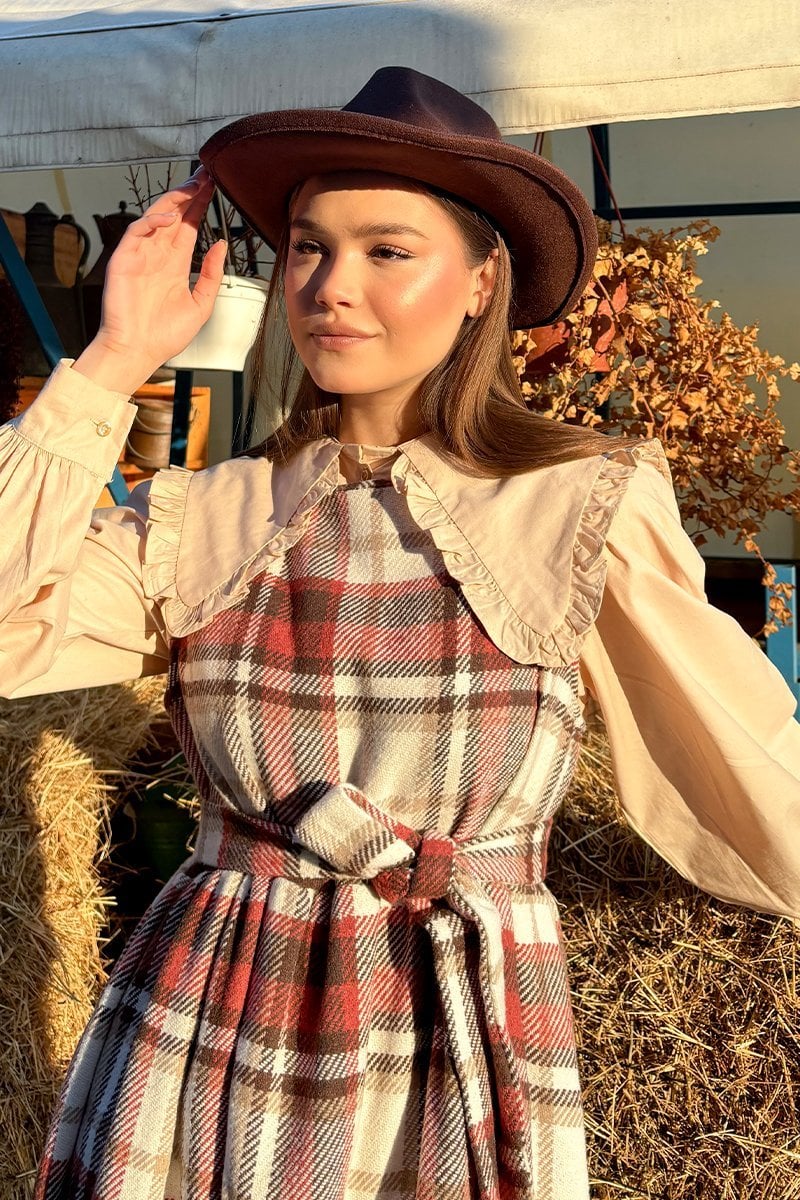 Krem Yakası Fırfırlı Crop Gömlek