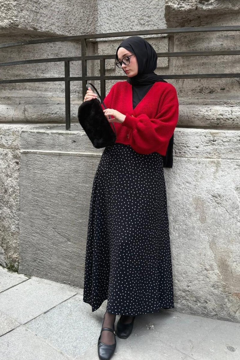 Kırmızı Balon Kol Triko Hırka & Siyah Puantiye Detaylı Etek Takım