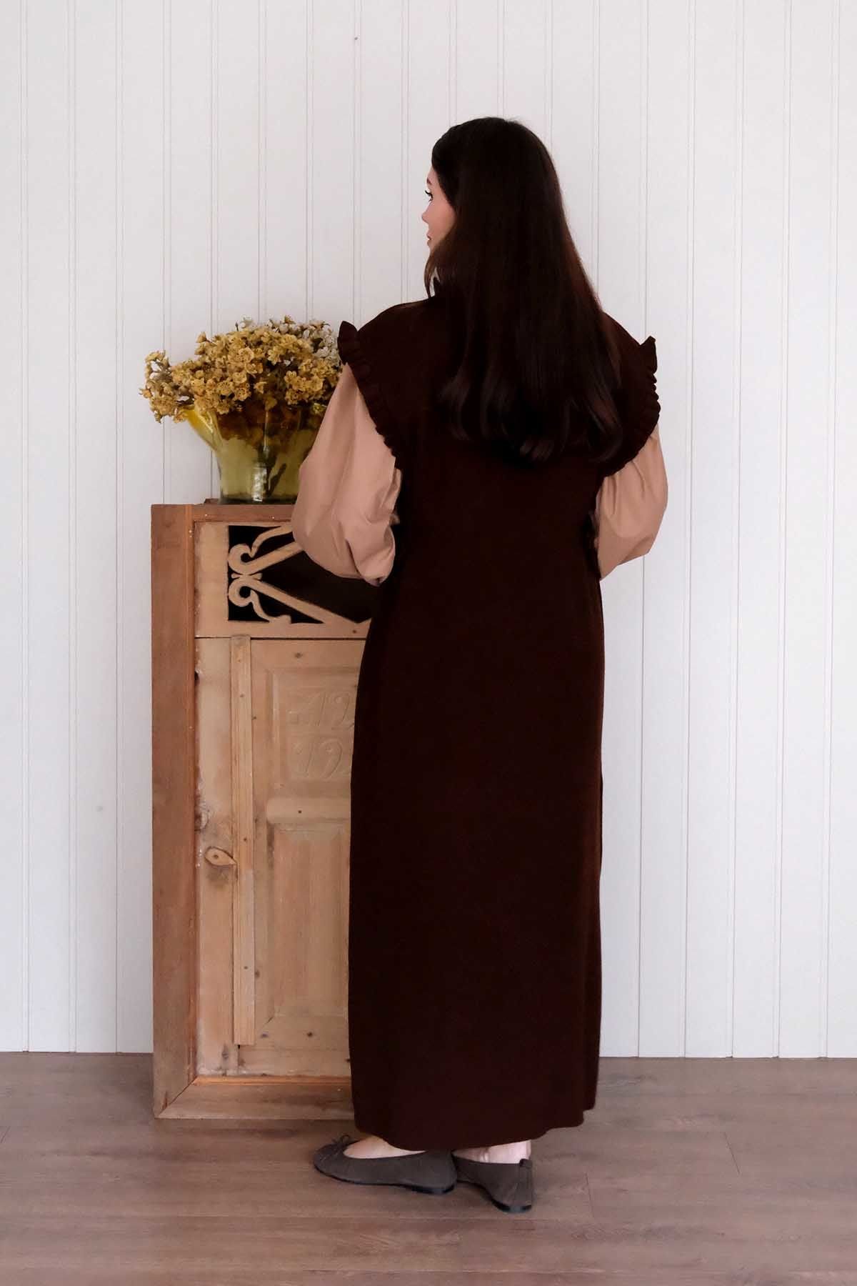 Acı Kahve Triko Fırfır Yaka jile