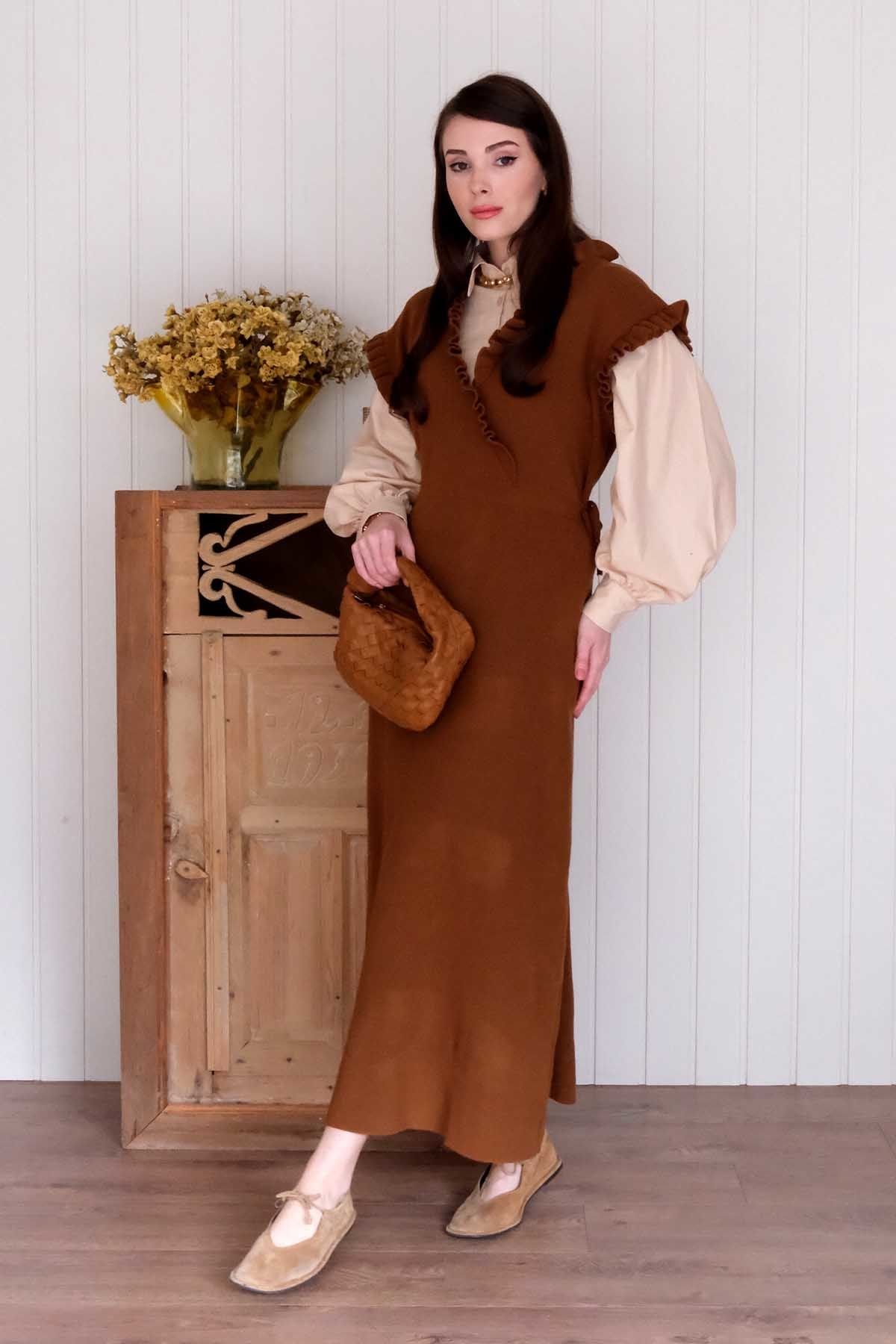 Camel Triko Fırfır Yaka jile