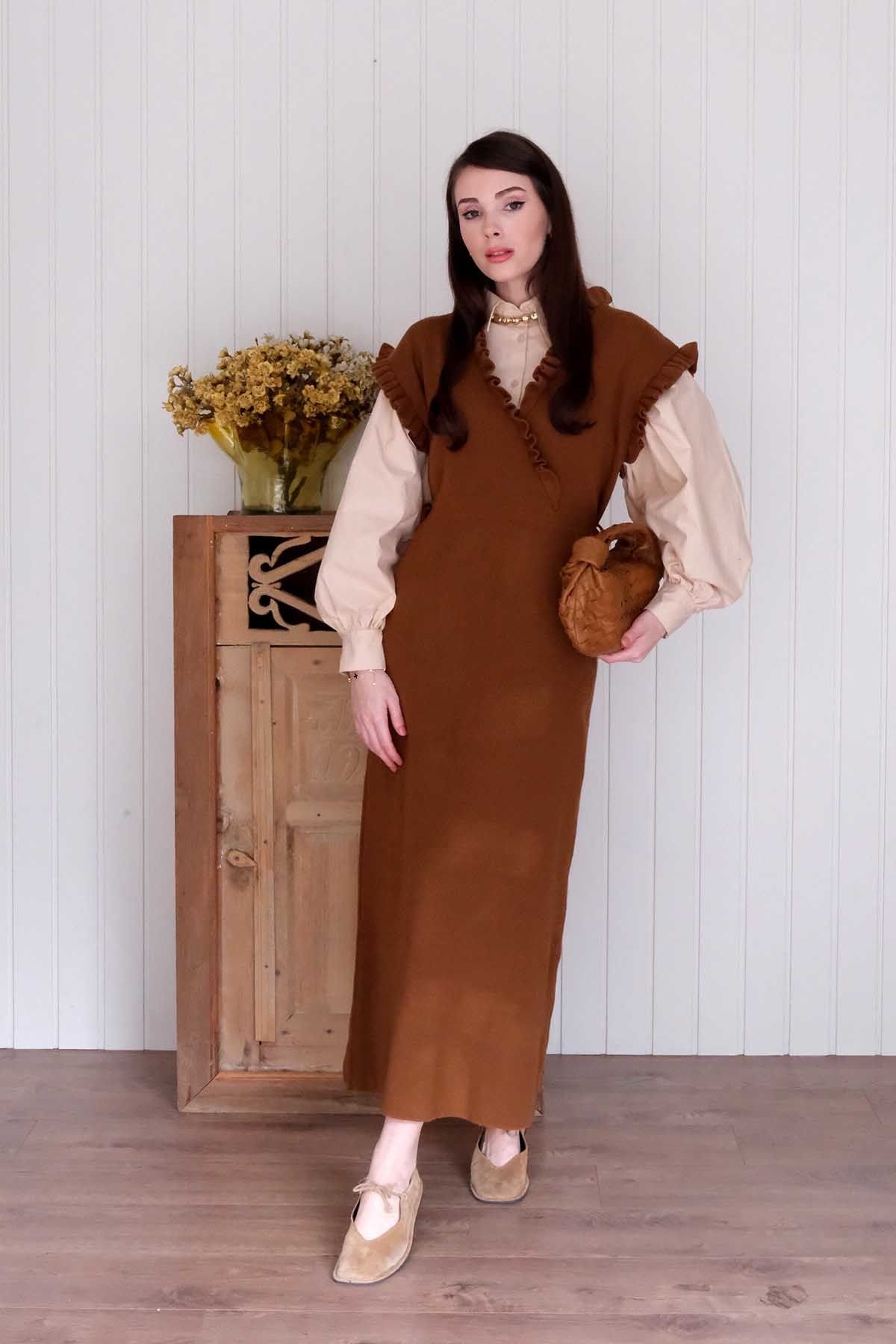Camel Triko Fırfır Yaka jile