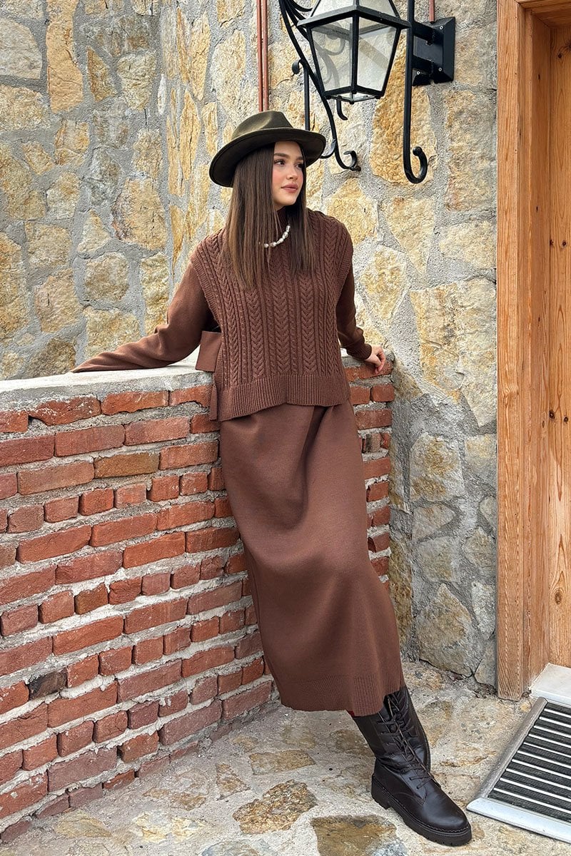 Acı Kahve Süveterli Takım Triko Elbise