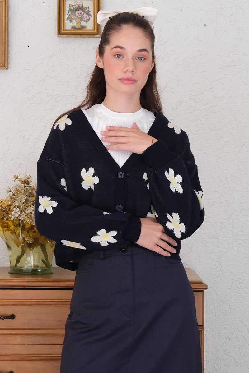 Lacivert Papatya Desen Triko Crop Hırka