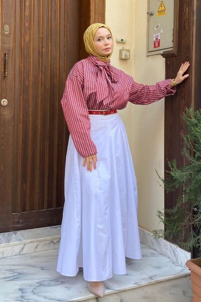 Beyaz Koton Parçalı Etek