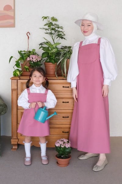 Anne - Çocuk Gül Kurusu Duck Keten Etekli Salopet