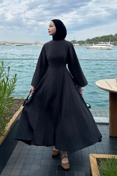 Siyah Organik Keten Volümlü Elbise
