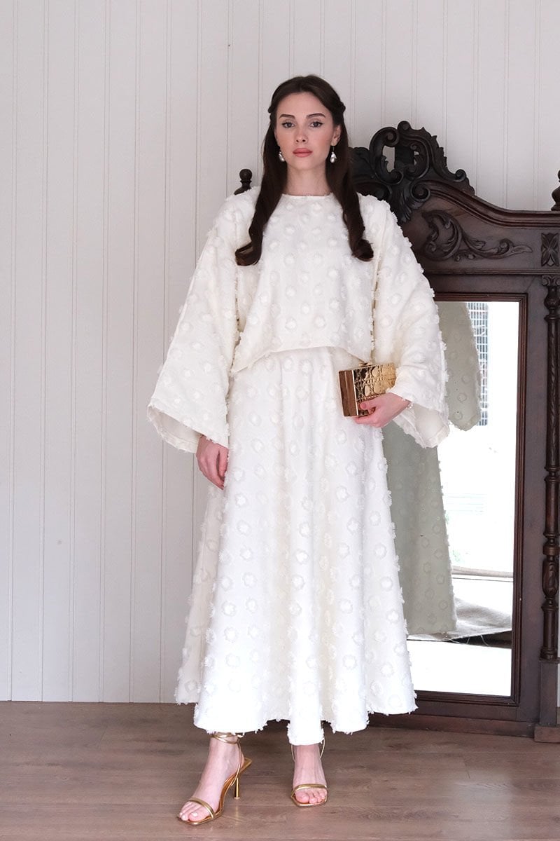 Ekru Püskül Detay Etek Takım