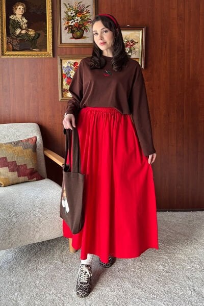 Acı Kahve Nakışlı Body & Kırmızı Balon Etek Takım