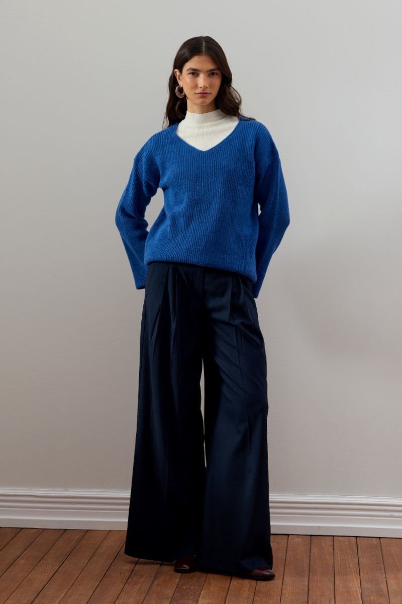 Mavi V Yaka Triko Kazak & Lacivert Pile Detay Palazzo Pantolon Takım