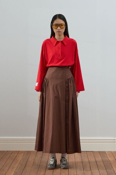 Kırmızı Süprem Polo Yaka Body & Acı Kahve Pile Detay Etek Takım