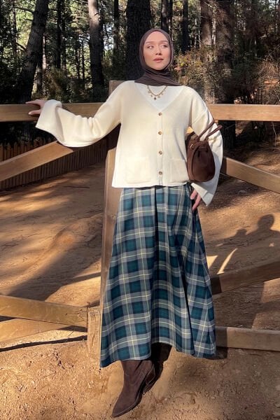 Krem İspanyol Kol Triko Hırka