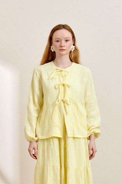 Limon Sarısı Fistolu Müslin 3 Fiyonklu Bluz