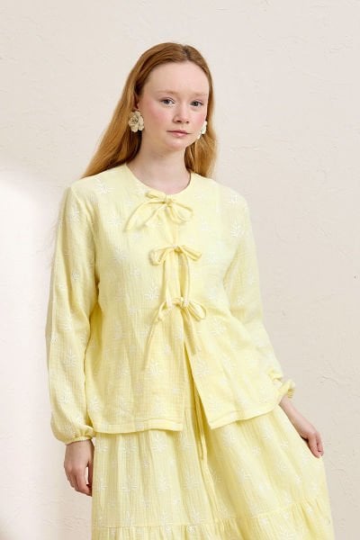 Limon Sarısı Fistolu Müslin 3 Fiyonklu Bluz