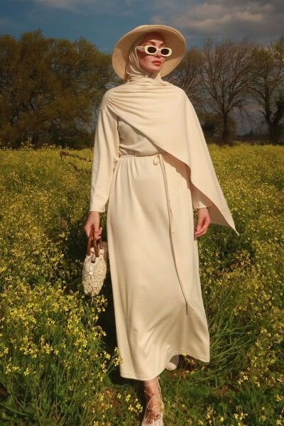 Krem Oysho Şal Yaka Elbise / Eminenur Semiz