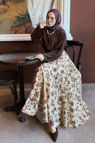 Acı Kahve Oysho Bağlamalı Bluz & Karamel Çiçek Desenli Parçalı Etek Takım