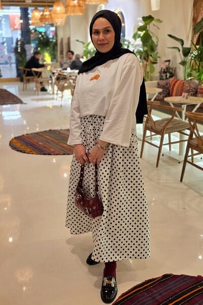 Beyaz Siyah Puantiyeli Fırfır Detay Keten Etek