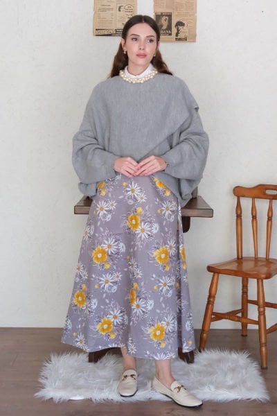 Gri Çiçek Pamuk Saten Kloş Etek