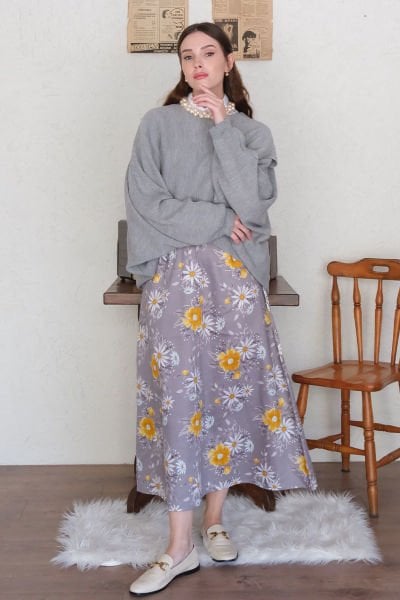 Gri Çiçek Pamuk Saten Kloş Etek