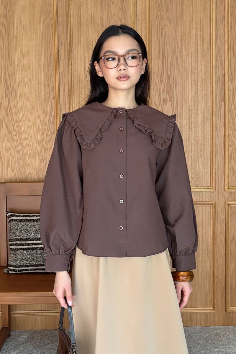 Acı Kahve Yakası Fırfırlı Crop Gömlek