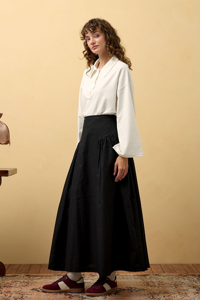 Siyah Pile Detay Etek