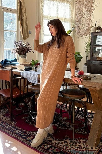 Sütlü Kahve Polo Yaka Triko Elbise