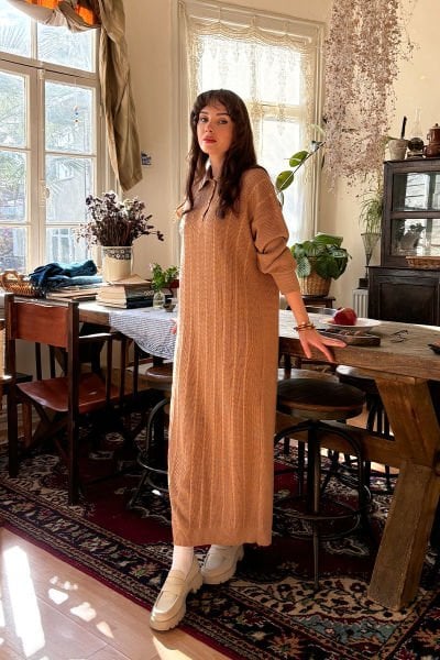 Sütlü Kahve Polo Yaka Triko Elbise