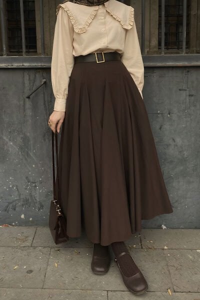 Krem Yakası Fırfırlı Crop Gömlek & Acı Kahve Koton Parçalı Etek Takım