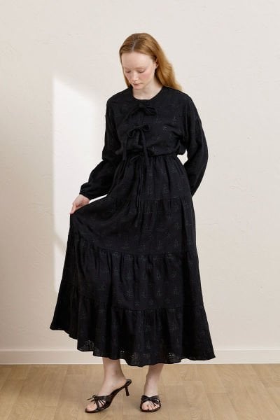 Siyah Fistolu Müslin Kat Etek