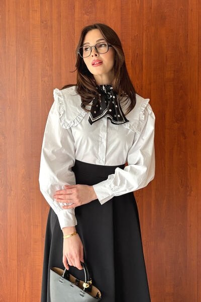 Ekru Yakası Fırfırlı Crop Gömlek