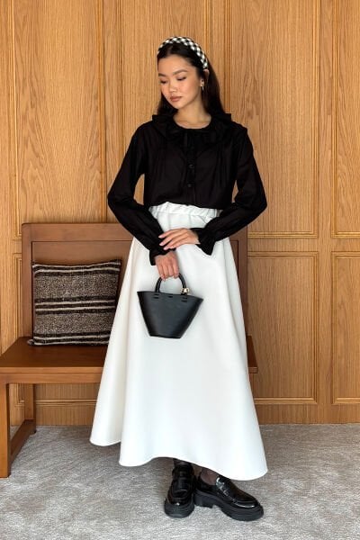 Siyah Bebe Yaka Fiyonklu Gömlek & Ekru Scuba Etek Takım