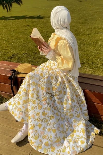 Sarı Çiçek Desenli Parçalı Etek