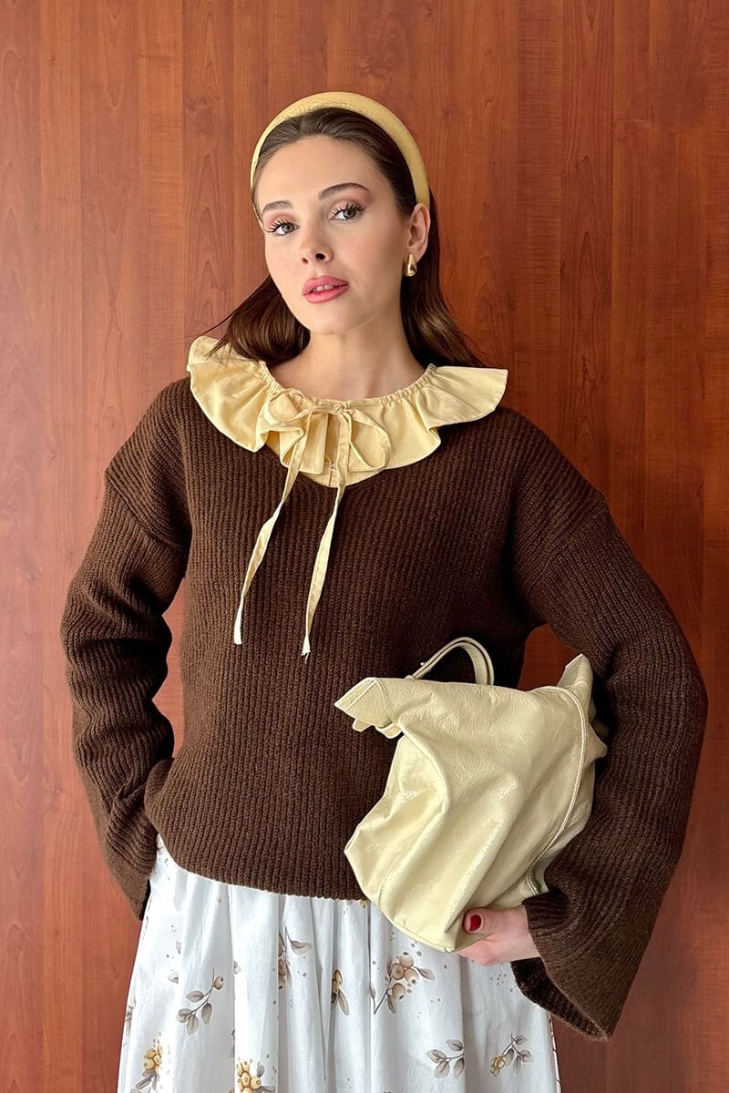 Acı Kahve V Yaka Triko Kazak