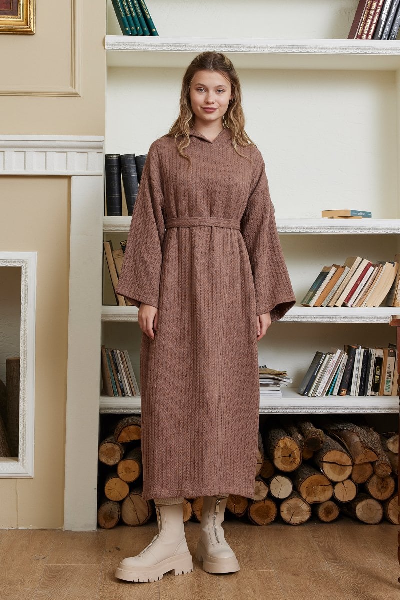 Çikolata Kuşaklı Triko Elbise