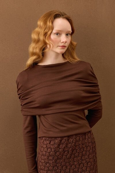 Acı Kahve Oysho Büzgü Detaylı Bluz