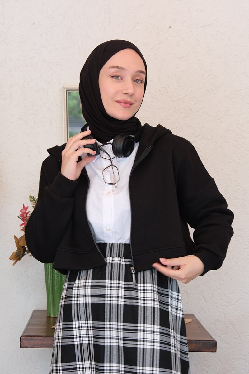 Siyah 3 İplik Kapüşonlu Crop Hırka