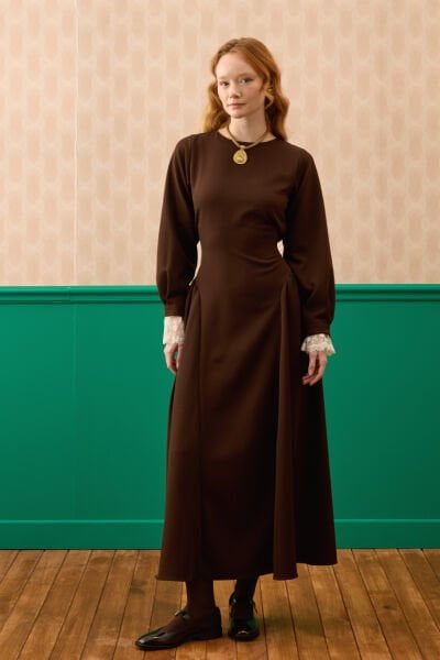 Acı Kahve Krep Korsaj Detay Elbise