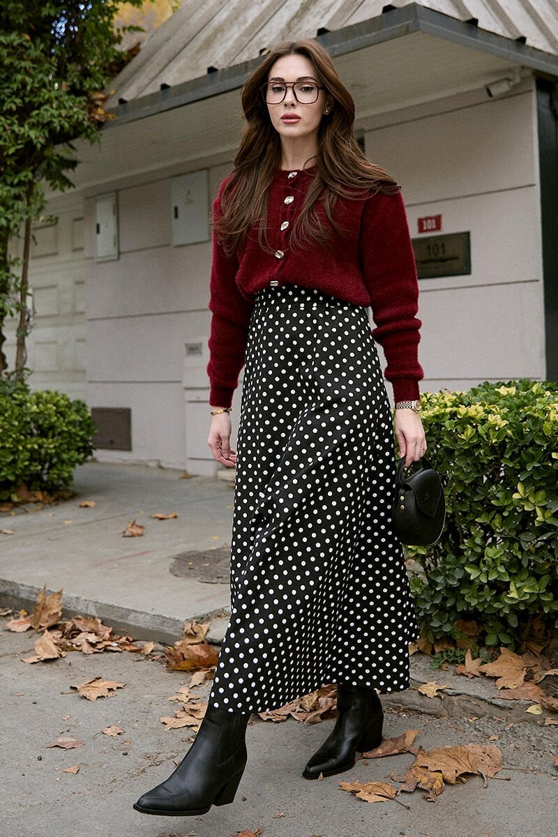 Bordo Peluş Hırka & Siyah Puantiyeli Keten Kloş Etek Takım