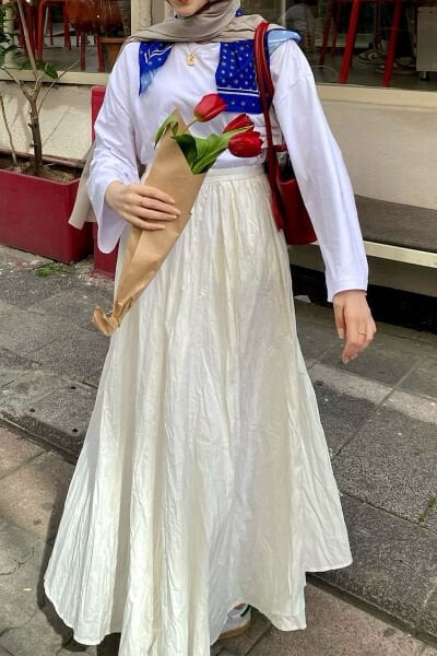 Ekru Body & Beyaz Kraşlı Balon Etek Takım