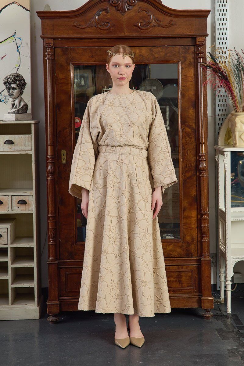 Karamel Çiçek Detay Etek