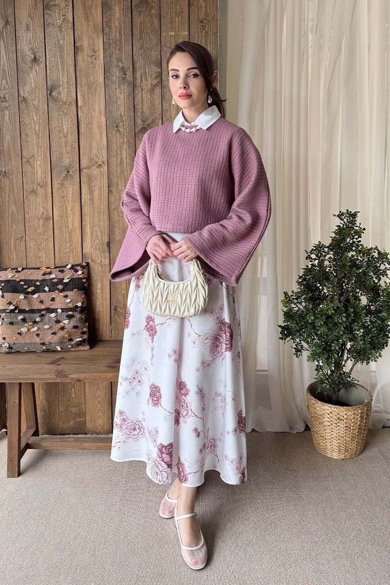 Tabanı Beyaz Pembe Gül Desen Pamuk Saten Kloş Etek