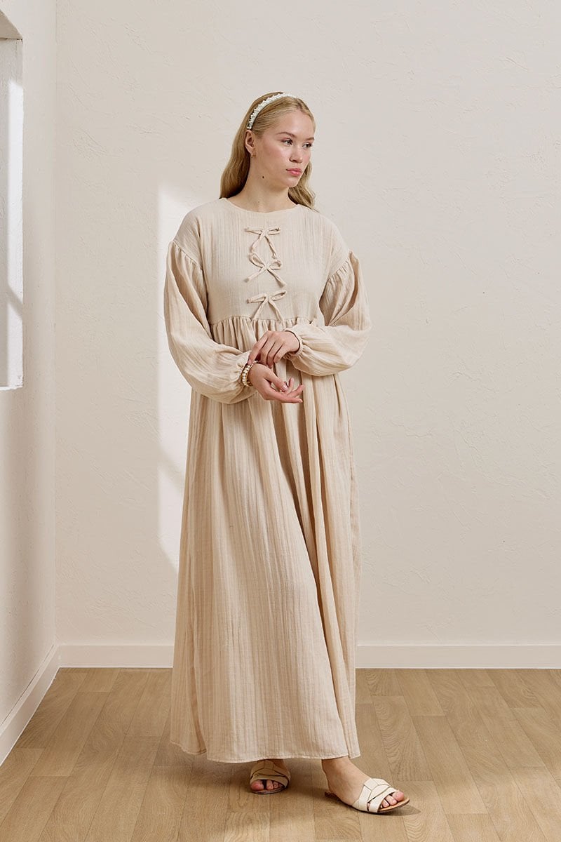Krem Müslin Fiyonklu Belroba Elbise