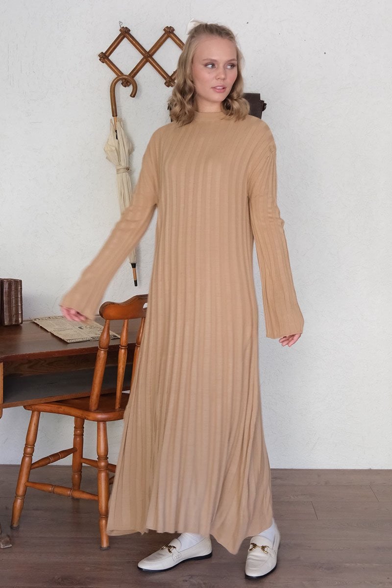 Sütlü Kahve Kloş Triko Elbise