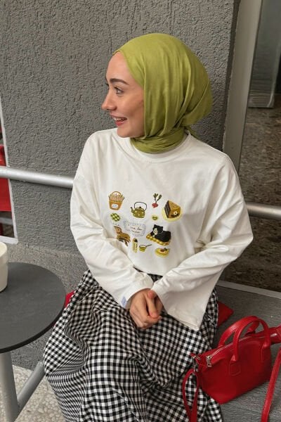 Ekru Lazy Cat Baskılı Basic Body