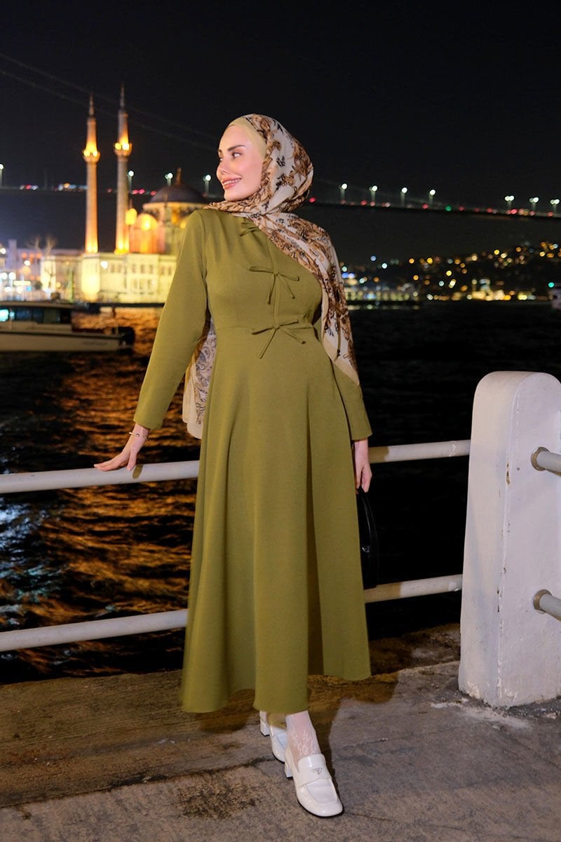 Yağ Yeşili Fiyonk Detay Krep Elbise / Fromşule