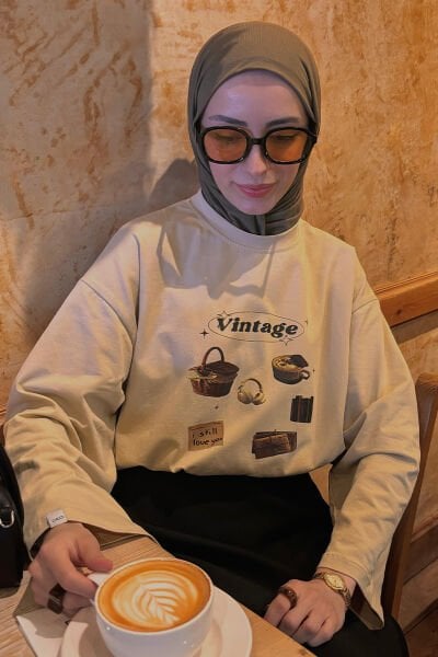 Bej Vintage Baskılı Basic Body