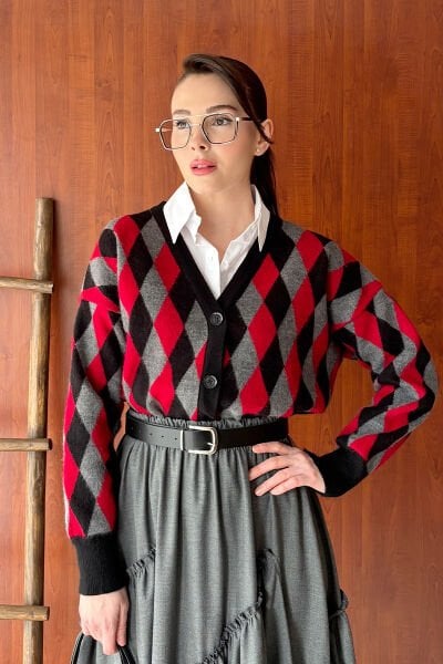 Kırmızı Baklava Desenli Triko Hırka