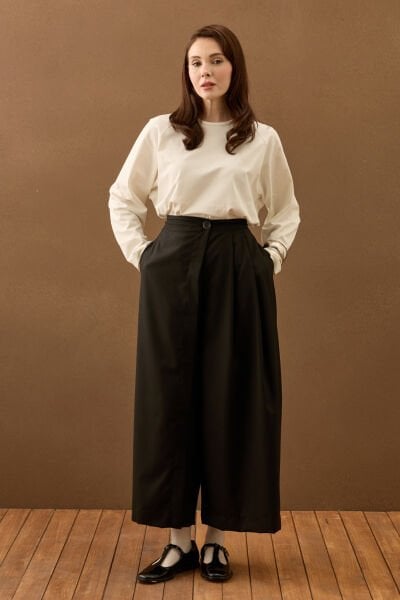 Siyah Poliviskon Etekli Pantolon