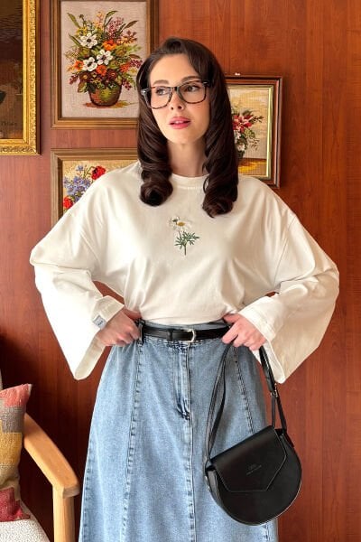 Ekru Nakışlı Body