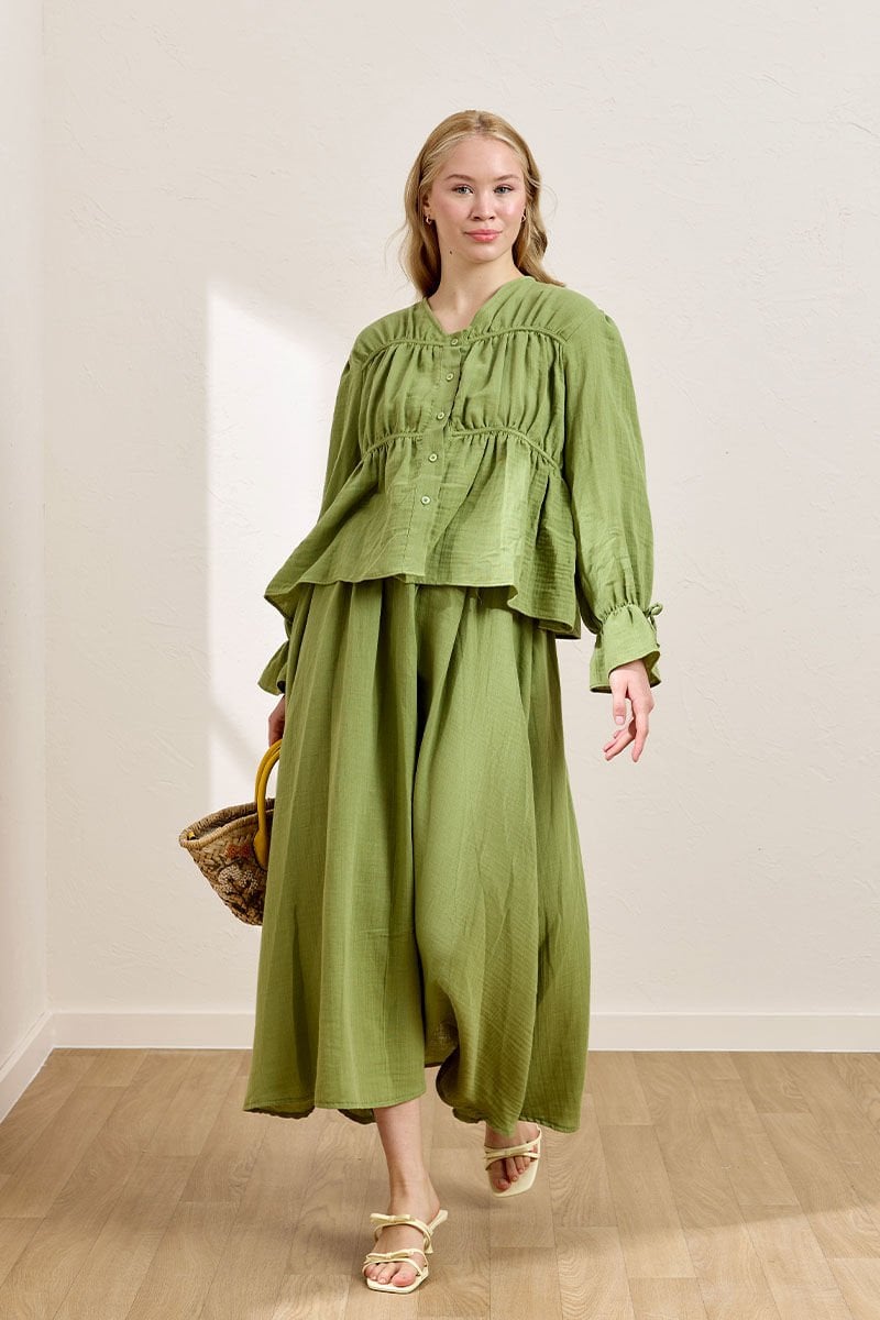 Fıstık Yeşili Müslin Biyeli Bluz & Balon Etek Takım