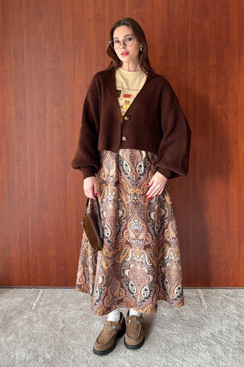 Acı Kahve Balon Kol Triko Hırka & Camel Etnik Desen Pamuk Saten Kloş Etek Takım